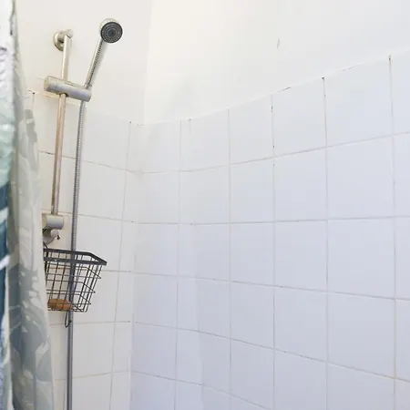 Pleasant With Wifi In The Center Of Apartament Paryż